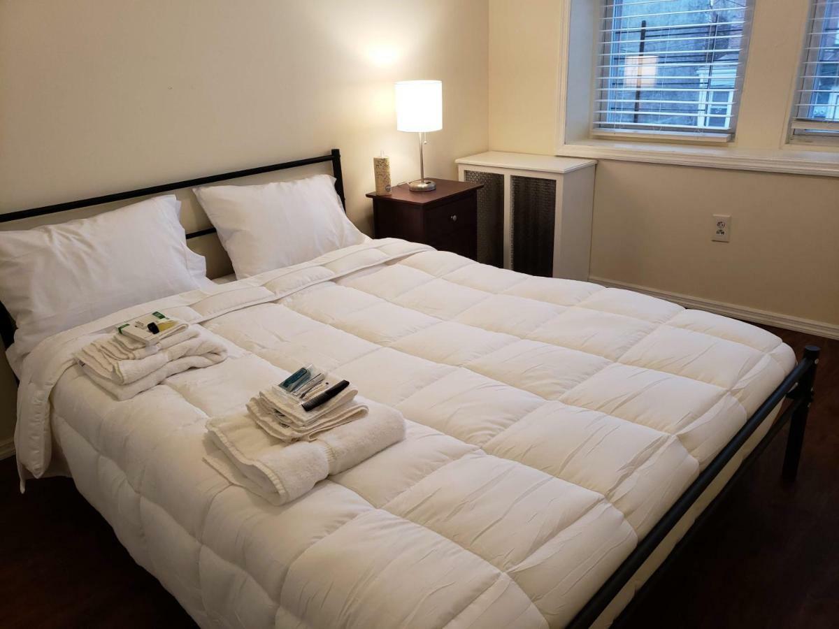 Brooklyn 3 Bedroom 1 Bathroom 8 Minutes To Subway 30 Minutes To Manhattan New York Bagian luar foto