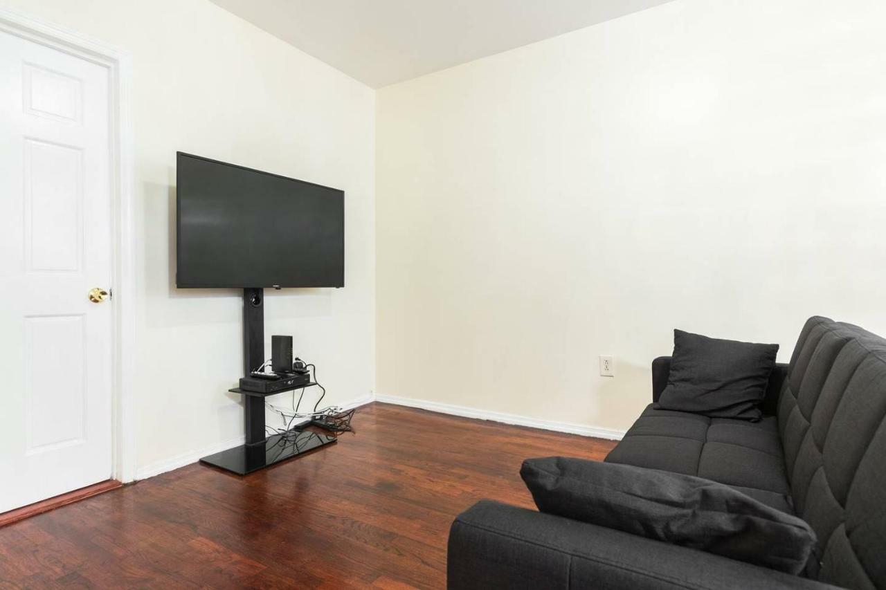 Brooklyn 3 Bedroom 1 Bathroom 8 Minutes To Subway 30 Minutes To Manhattan New York Bagian luar foto